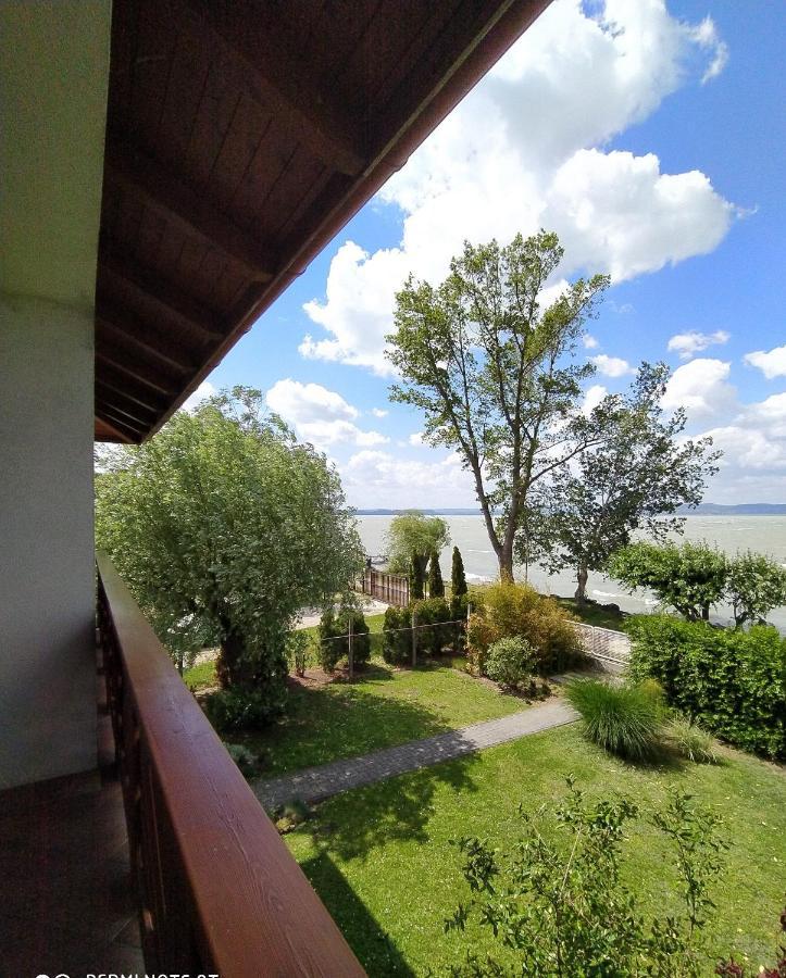 Lilla Villa Siofok Bagian luar foto