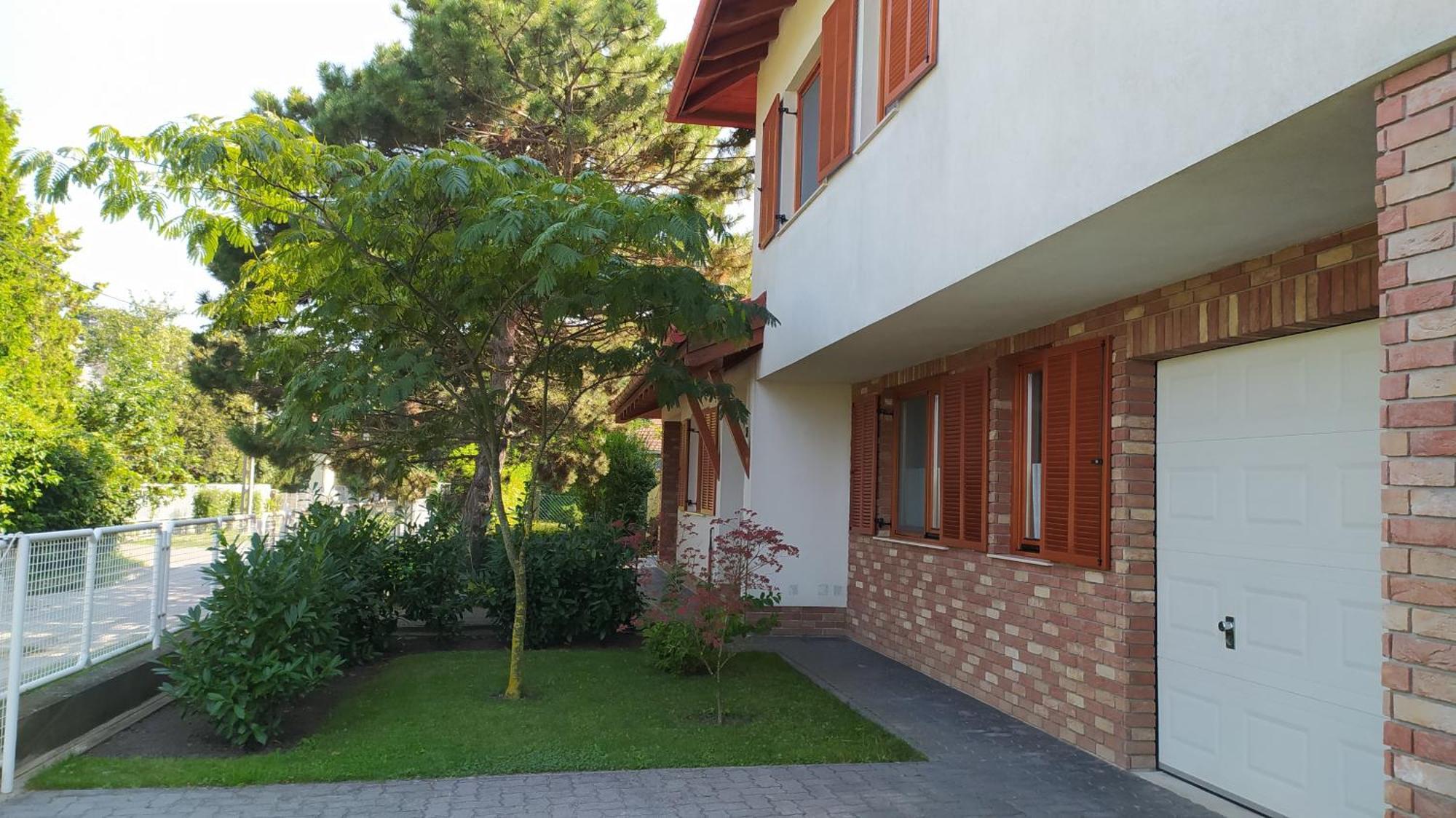 Lilla Villa Siofok Bagian luar foto